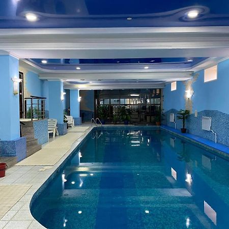 Deluxe Spa-Hotel Ust-Kamenogorsk Ngoại thất bức ảnh