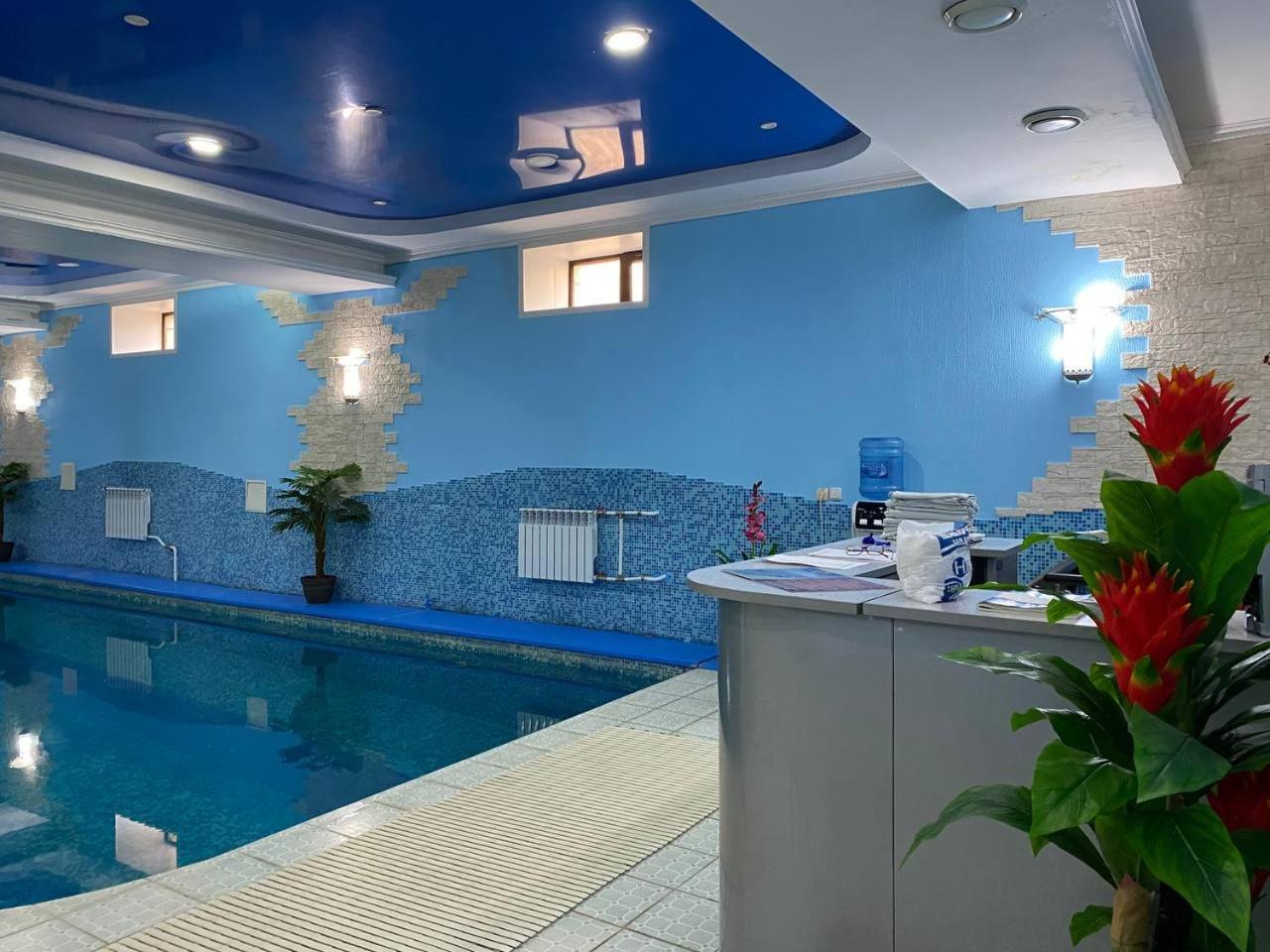 Deluxe Spa-Hotel Ust-Kamenogorsk Ngoại thất bức ảnh