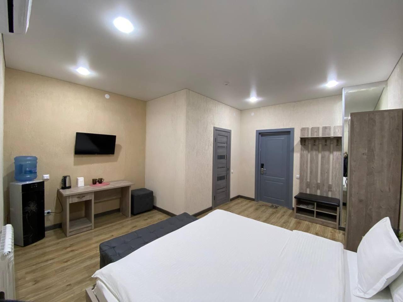 Deluxe Spa-Hotel Ust-Kamenogorsk Ngoại thất bức ảnh